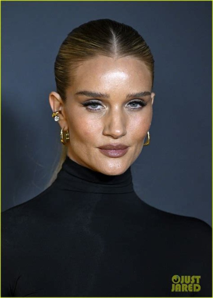 Rosie Huntington-Whiteley's Height And Weight
