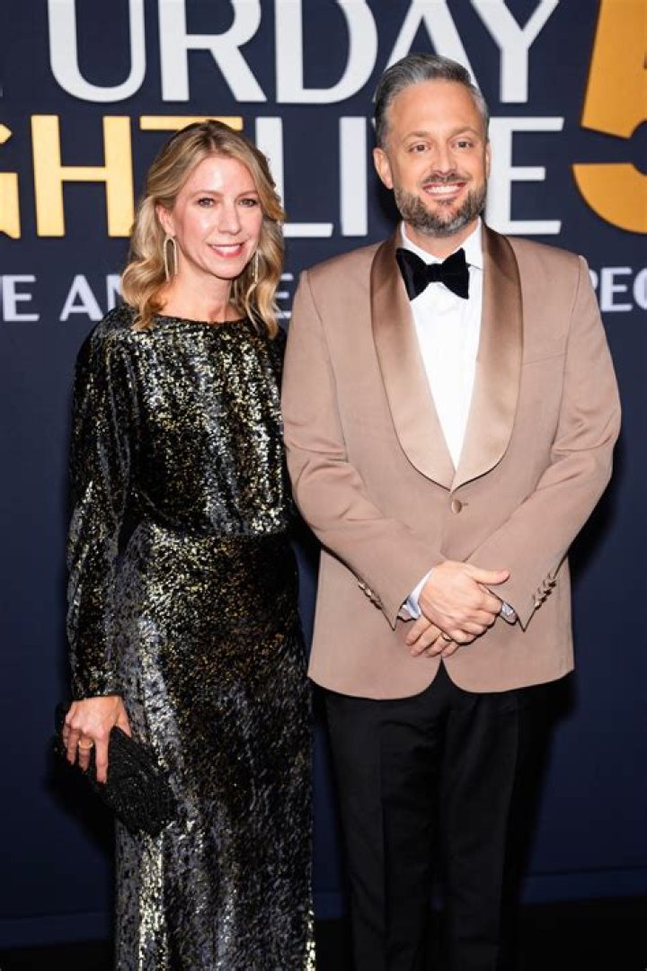 Unveiling The Pillars Of Support: Nate Bargatze's Wife Revealed